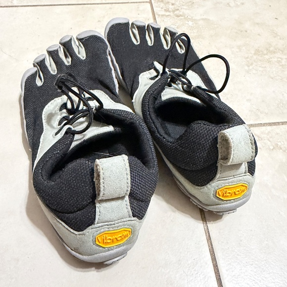 Vibram Five Fingers V-Run Retro  Women's black Gray Barefoot Shoes 37 - Picture 3 of 4